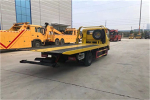 南丰非事故拖车